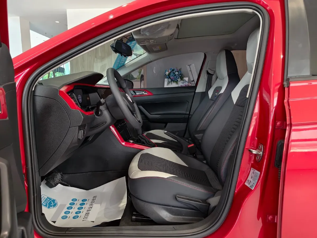 2023 Volkswagen Polo 1.5L 110HP L4 6AT,autocango,china used car exporter,china ev exporter,chinese used car exporter,chinese used ev exporter