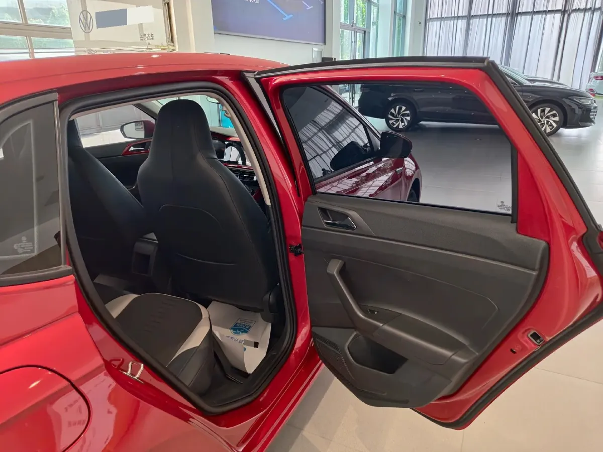 2023 Volkswagen Polo 1.5L 110HP L4 6AT,autocango,china used car exporter,china ev exporter,chinese used car exporter,chinese used ev exporter