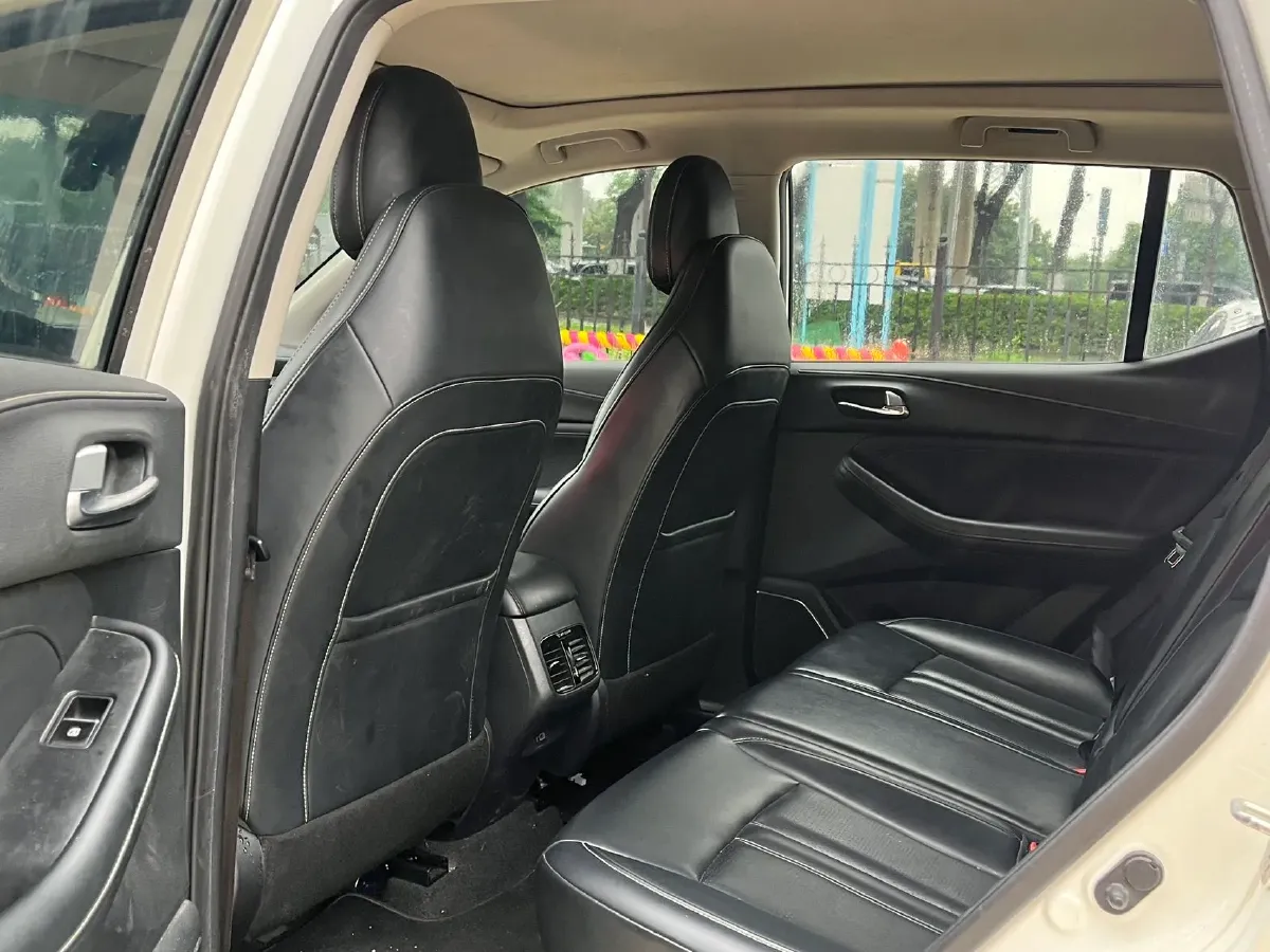 2022 GAC Trumpchi GS4 1.5T 169HP L4 6AT,autocango,china used car exporter,china ev exporter,chinese used car exporter,chinese used ev exporter