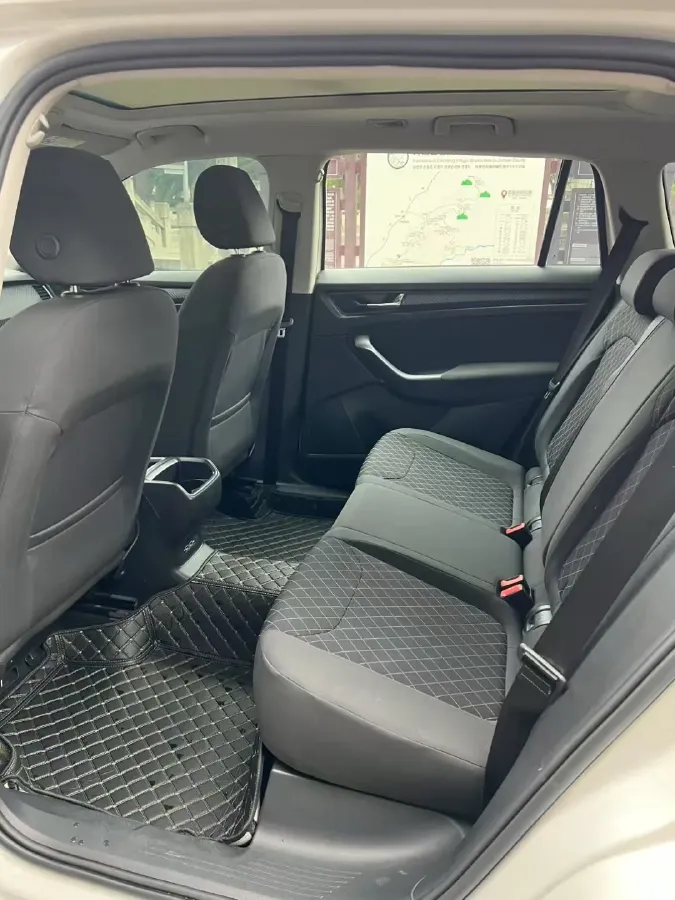 2019 Buick EnvisionPlus 1.5T 169HP L4 7DCT,autocango,china used car exporter,china ev exporter,chinese used car exporter,chinese used ev exporter