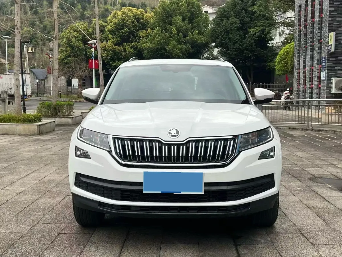 2019 Buick EnvisionPlus 1.5T 169HP L4 7DCT,autocango,china used car exporter,china ev exporter,chinese used car exporter,chinese used ev exporter