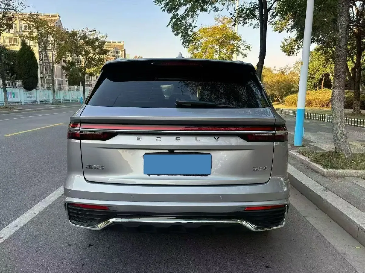 2021 Geely Monjaro 2.0T 218HP L4 7DCT,autocango,china used car exporter,china ev exporter,chinese used car exporter,chinese used ev exporter