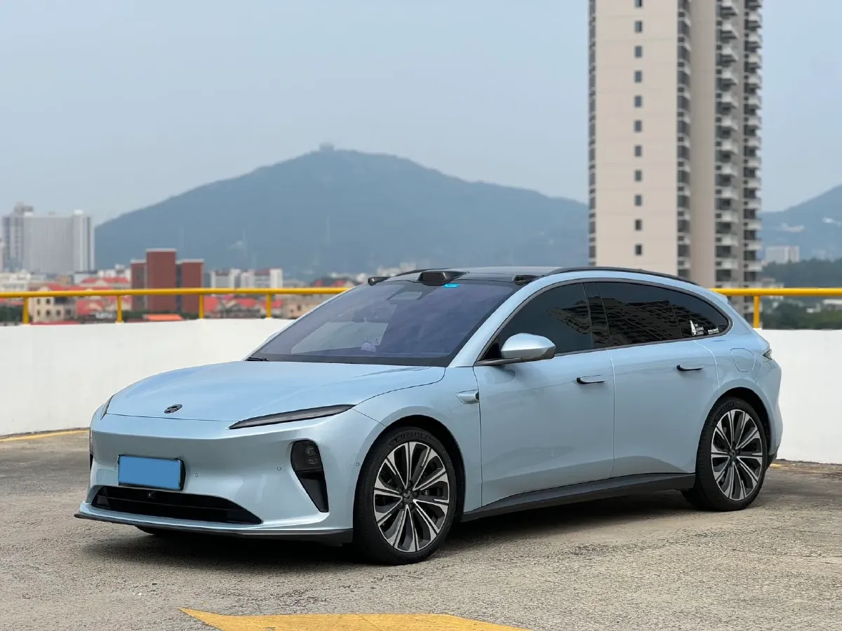 2024 NIO ET5T BEV 75KWH,autocango,china used car exporter,china ev exporter,chinese used car exporter,chinese used ev exporter