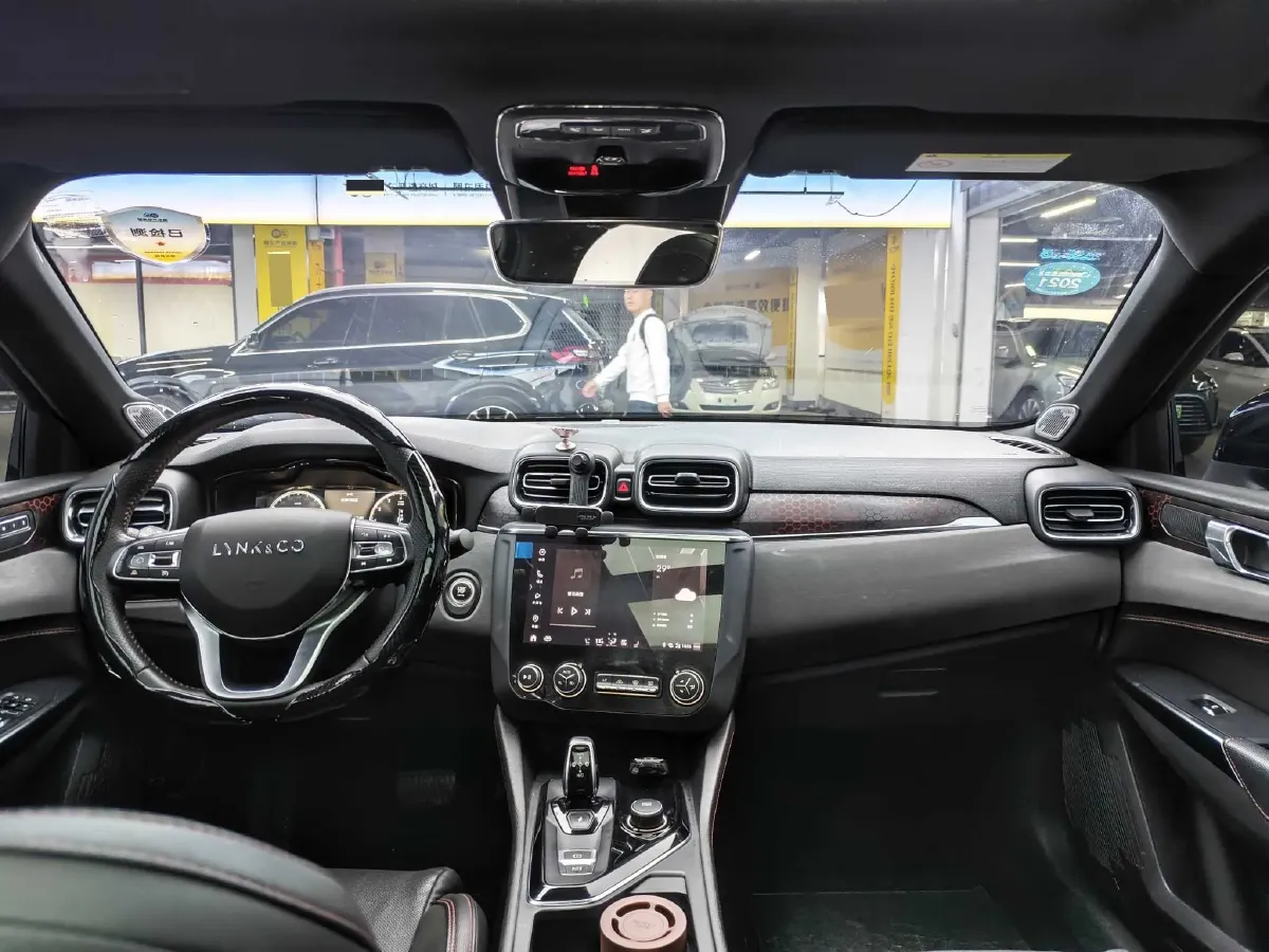 2020 LYNK&CO 03 2.0T 190HP L4 6AT,autocango,china used car exporter,china ev exporter,chinese used car exporter,chinese used ev exporter