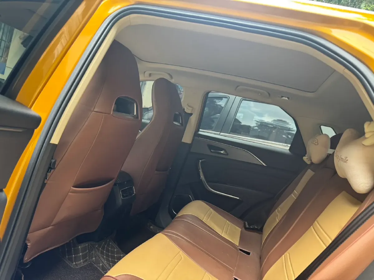 2020 Bestune T77 1.5T 169HP L4 7DCT,autocango,china used car exporter,china ev exporter,chinese used car exporter,chinese used ev exporter