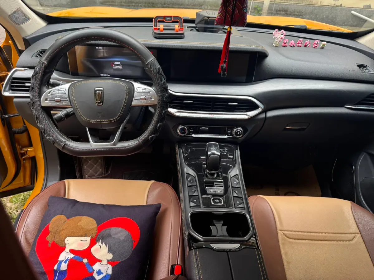 2020 Bestune T77 1.5T 169HP L4 7DCT,autocango,china used car exporter,china ev exporter,chinese used car exporter,chinese used ev exporter