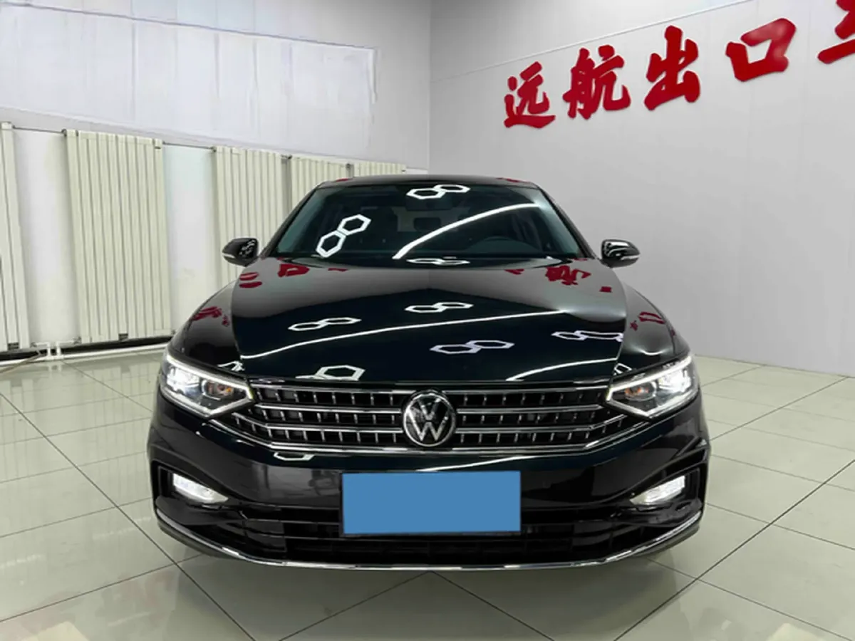 2023 Volkswagen Magotan 1.4T 150HP L4 7DCT,autocango,china used car exporter,china ev exporter,chinese used car exporter,chinese used ev exporter