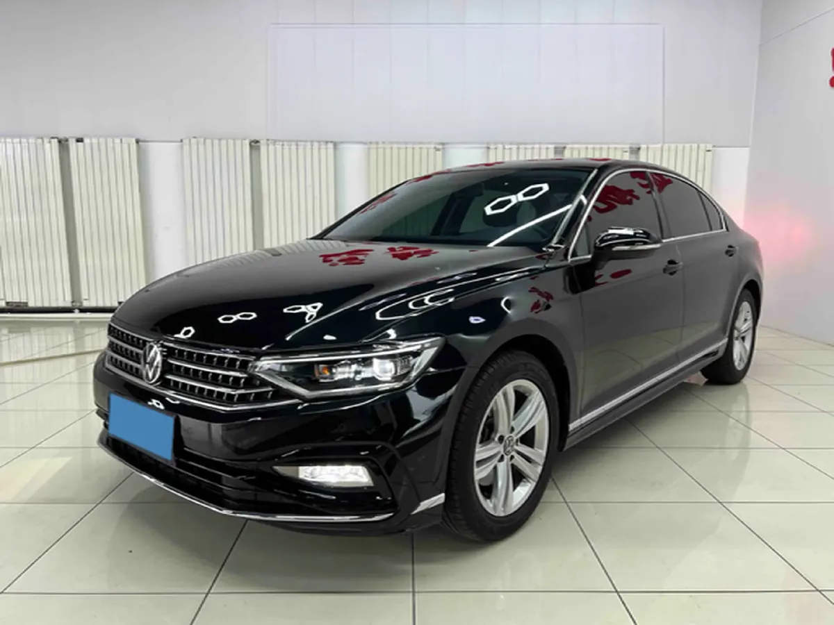 2023 Volkswagen Magotan 1.4T 150HP L4 7DCT,autocango,china used car exporter,china ev exporter,chinese used car exporter,chinese used ev exporter