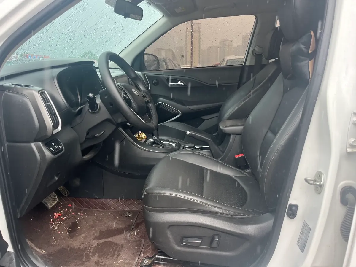 2018 Hyundai ix35 2.0L 160HP L4 6AT,autocango,china used car exporter,china ev exporter,chinese used car exporter,chinese used ev exporter