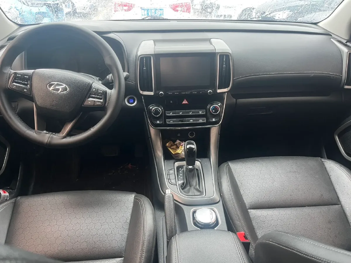 2018 Hyundai ix35 2.0L 160HP L4 6AT,autocango,china used car exporter,china ev exporter,chinese used car exporter,chinese used ev exporter