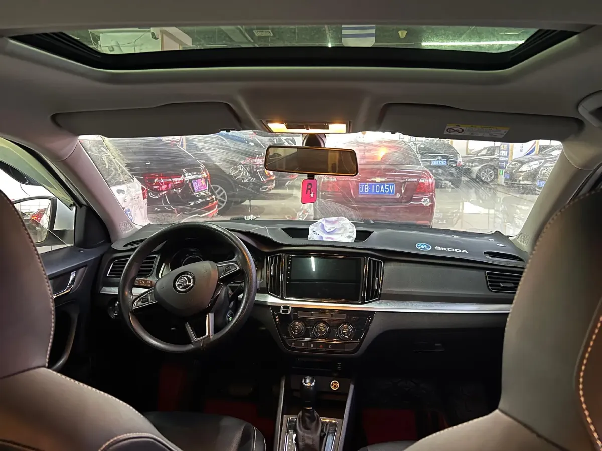 2023 Skoda Kamiq 1.5L 109HP L4 6AT,autocango,china used car exporter,china ev exporter,chinese used car exporter,chinese used ev exporter