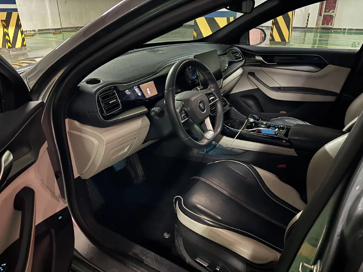 2021 Haval F7 1.5T 169HP L4 7DCT,autocango,china used car exporter,china ev exporter,chinese used car exporter,chinese used ev exporter
