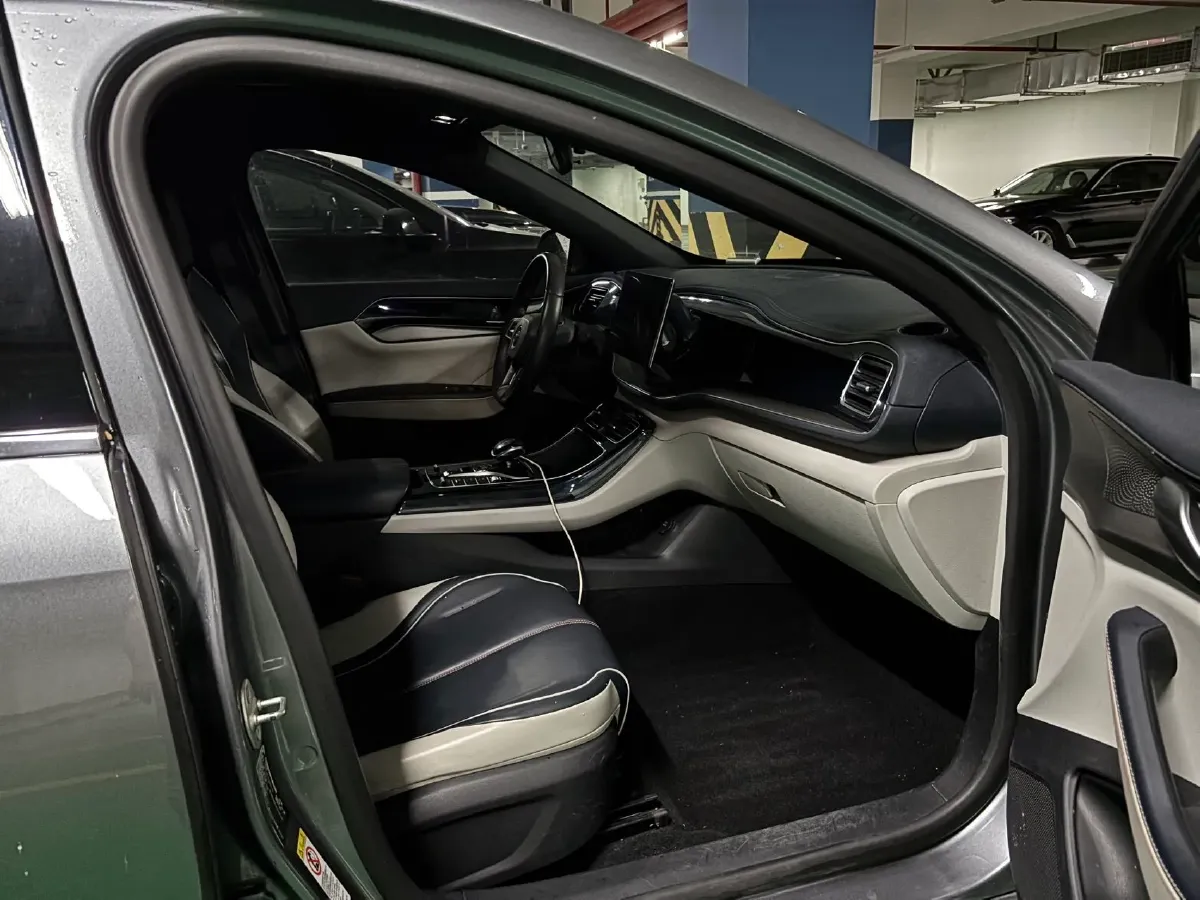 2021 Haval F7 1.5T 169HP L4 7DCT,autocango,china used car exporter,china ev exporter,chinese used car exporter,chinese used ev exporter