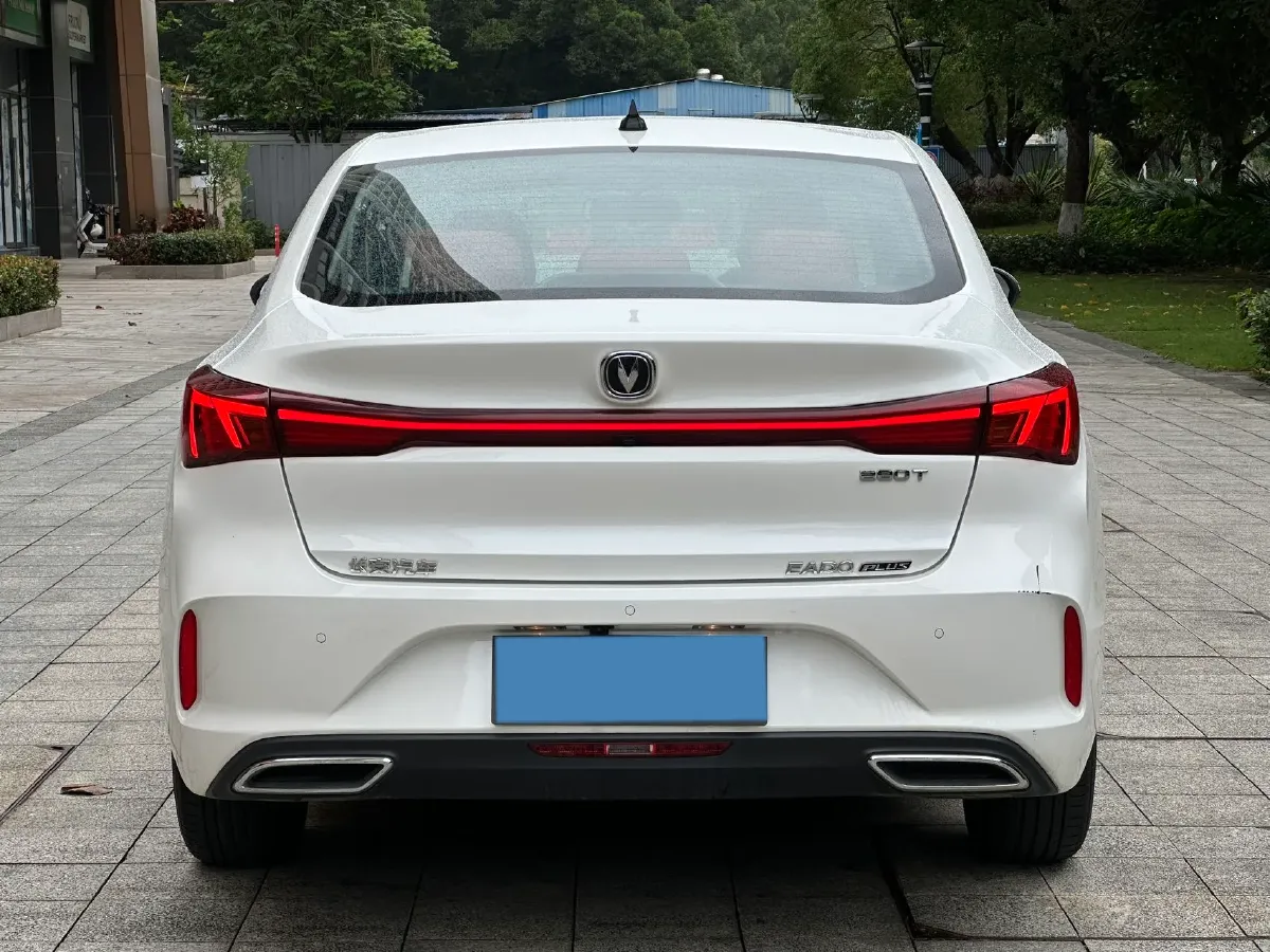2023 ChangAn Eado 1.4T 160HP L4 7DCT,autocango,china used car exporter,china ev exporter,chinese used car exporter,chinese used ev exporter