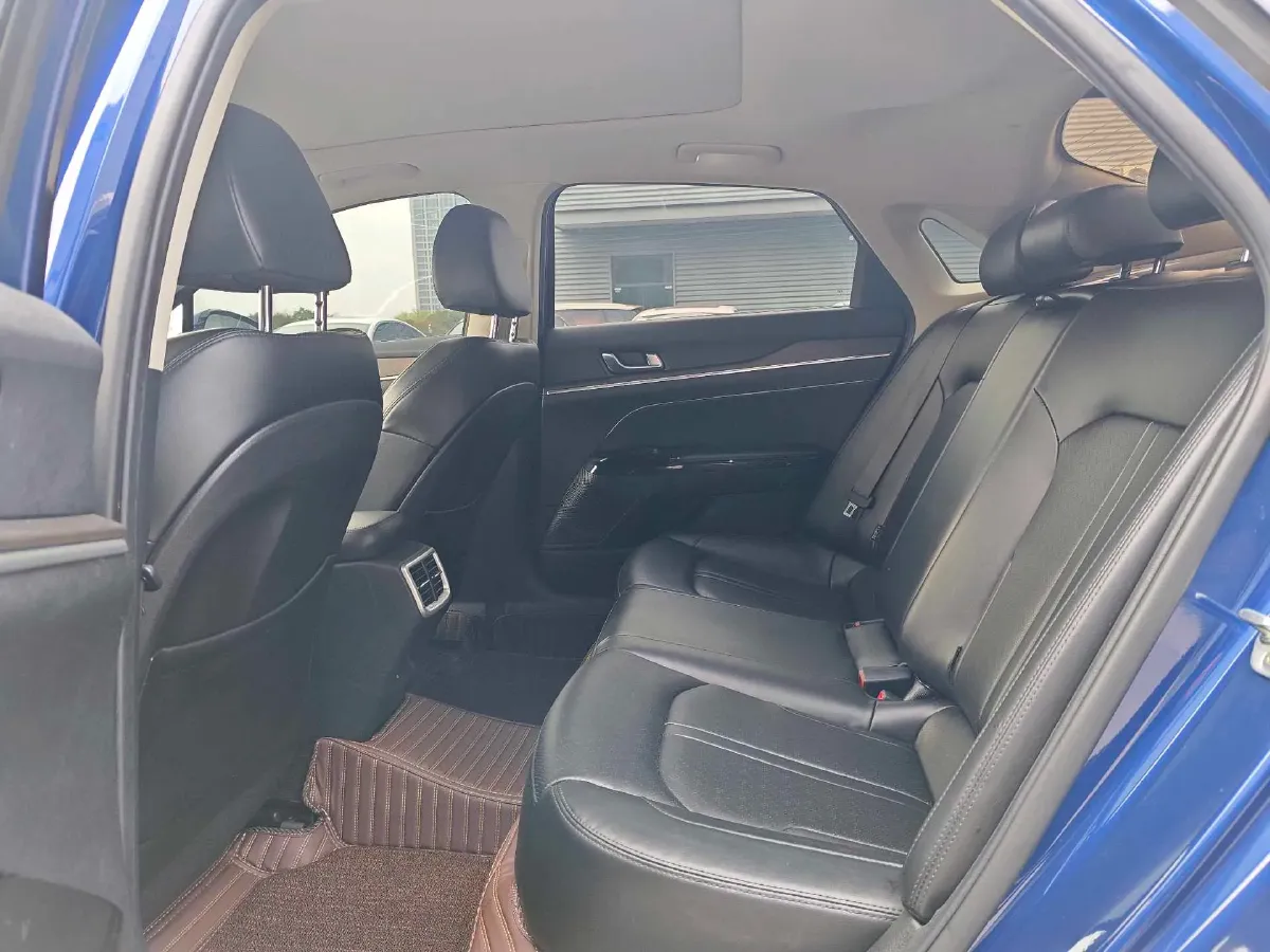 2020 Kia K5 1.5T 170HP L4 7DCT,autocango,china used car exporter,china ev exporter,chinese used car exporter,chinese used ev exporter