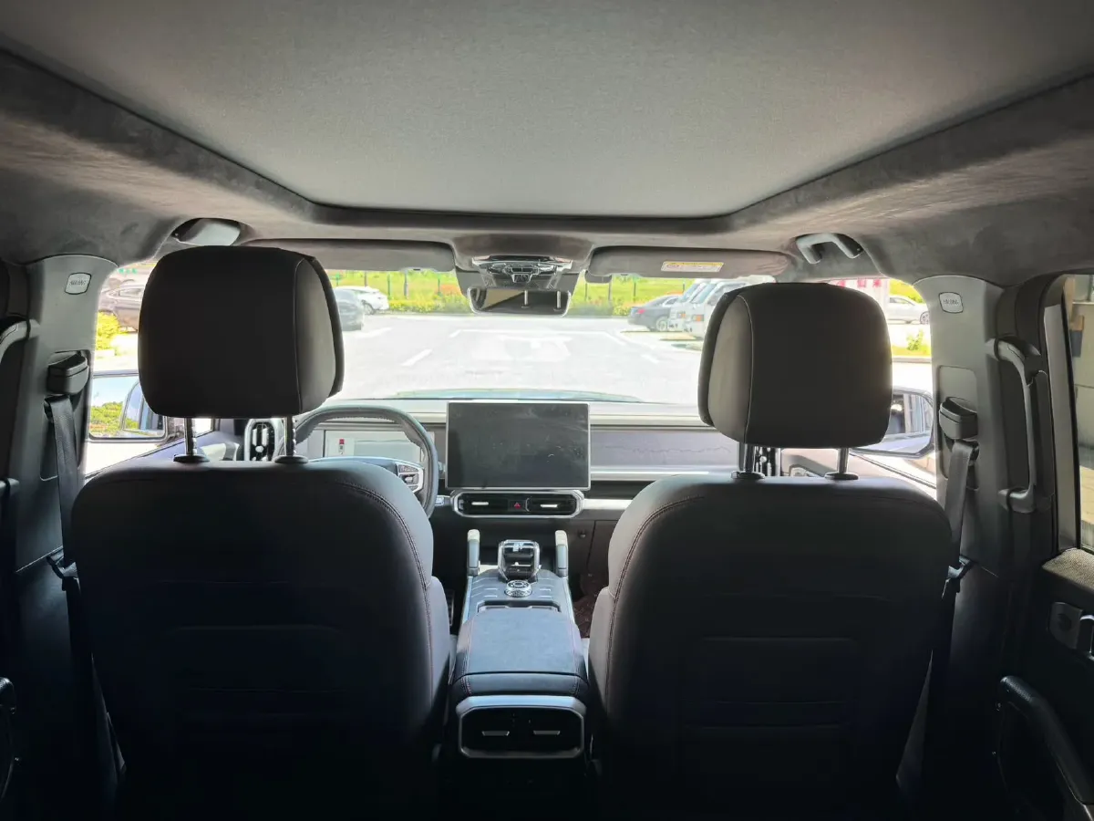 2024 Jetour ShanHai TravellerC-DM 1.5T 156HP L4 3DHT PHEV 43.24KWH,autocango,china used car exporter,china ev exporter,chinese used car exporter,chinese used ev exporter
