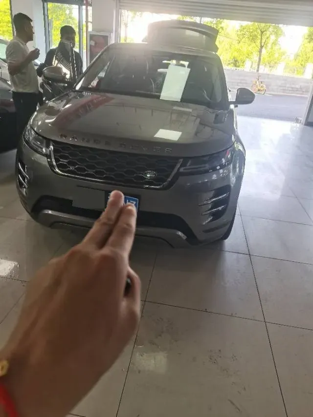 2022 Land Rover Range Rover Evoque 2.0T 249HP L4 9AT,autocango,china used car exporter,china ev exporter,chinese used car exporter,chinese used ev exporter