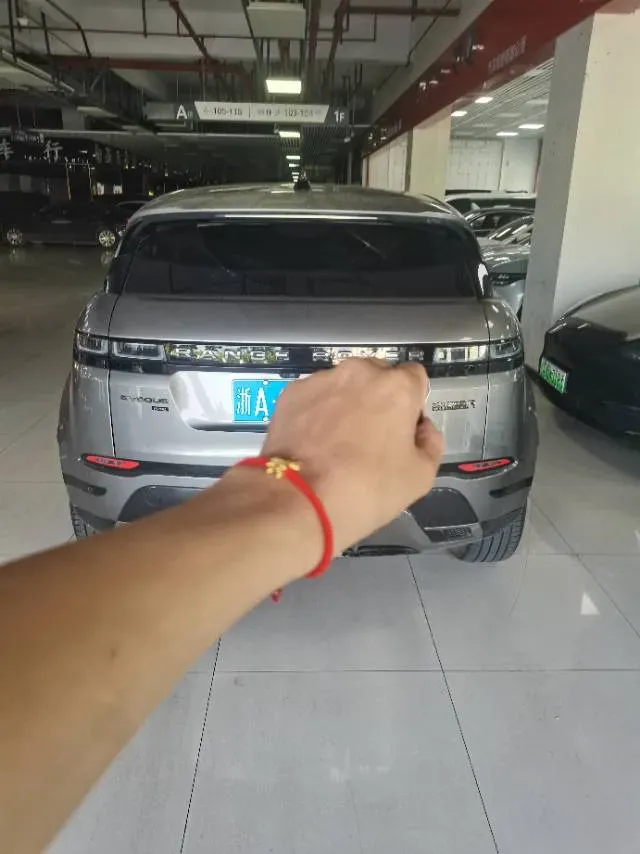 2022 Land Rover Range Rover Evoque 2.0T 249HP L4 9AT,autocango,china used car exporter,china ev exporter,chinese used car exporter,chinese used ev exporter