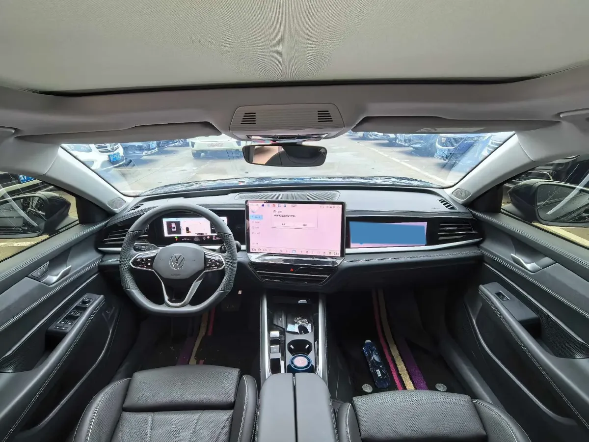 2025 Volkswagen Passat 2.0T 220HP L4 7DCT,autocango,china used car exporter,china ev exporter,chinese used car exporter,chinese used ev exporter