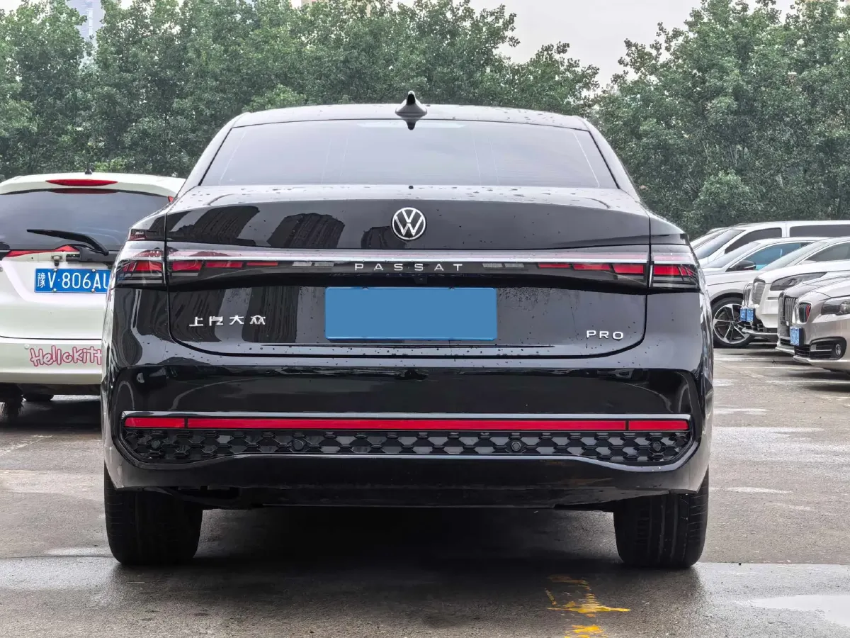 2025 Volkswagen Passat 2.0T 220HP L4 7DCT,autocango,china used car exporter,china ev exporter,chinese used car exporter,chinese used ev exporter