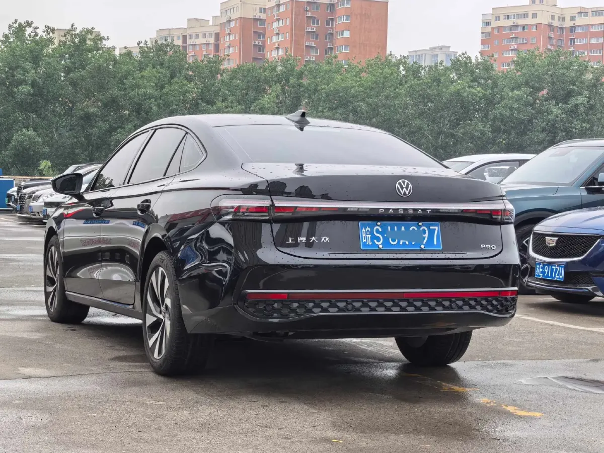2025 Volkswagen Passat 2.0T 220HP L4 7DCT,autocango,china used car exporter,china ev exporter,chinese used car exporter,chinese used ev exporter