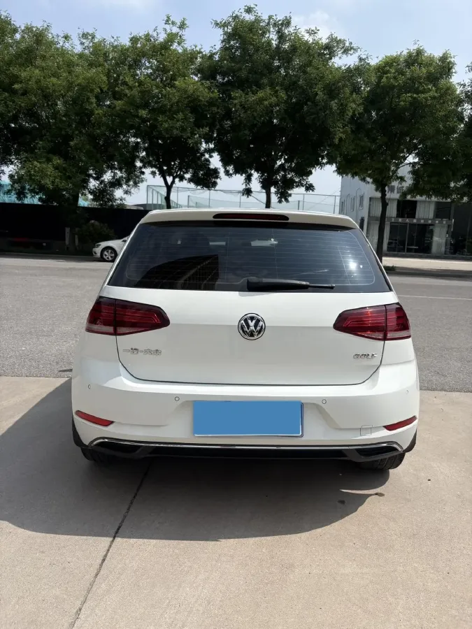 2018 Volkswagen Golf 1.6L 110HP L4 6AT,autocango,china used car exporter,china ev exporter,chinese used car exporter,chinese used ev exporter