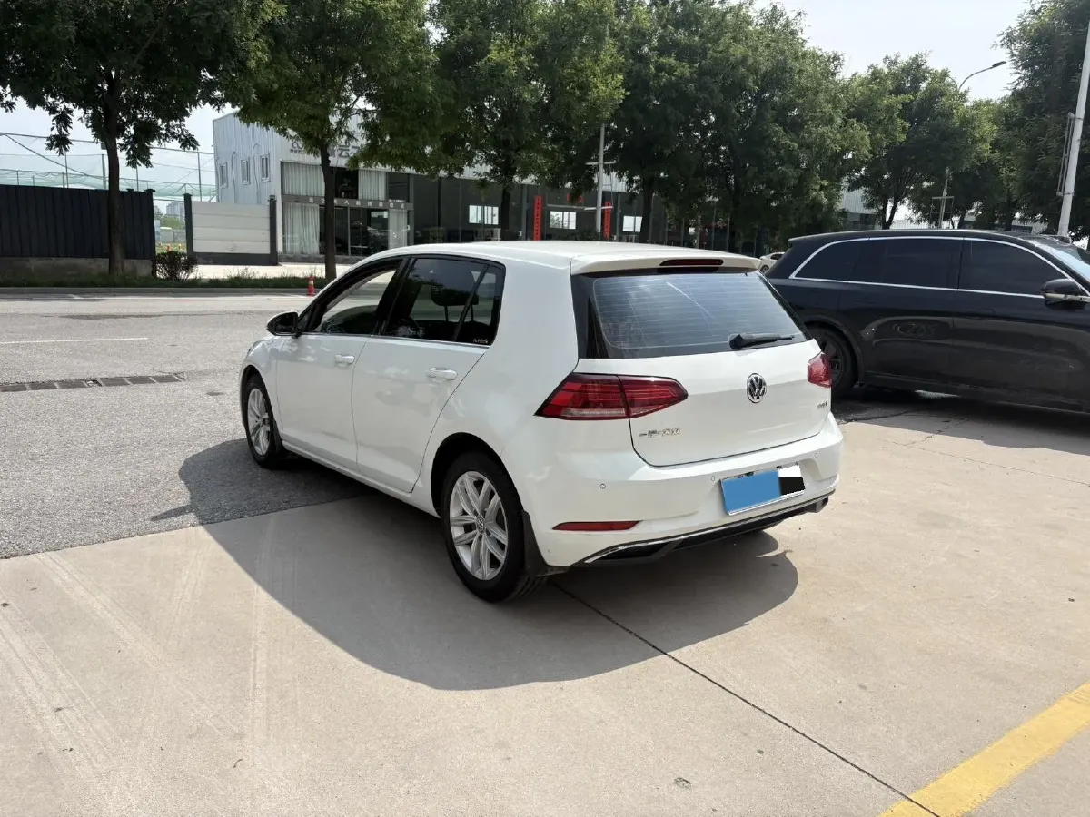 2018 Volkswagen Golf 1.6L 110HP L4 6AT,autocango,china used car exporter,china ev exporter,chinese used car exporter,chinese used ev exporter