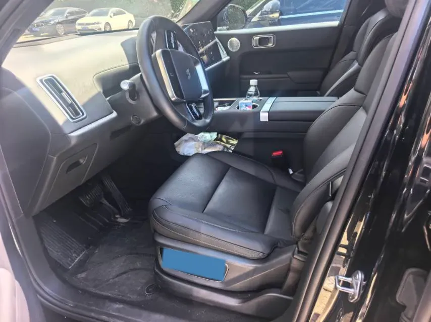 2024 Li L8 Range Extended 154HP REEV 42.8KWH,autocango,china used car exporter,china ev exporter,chinese used car exporter,chinese used ev exporter