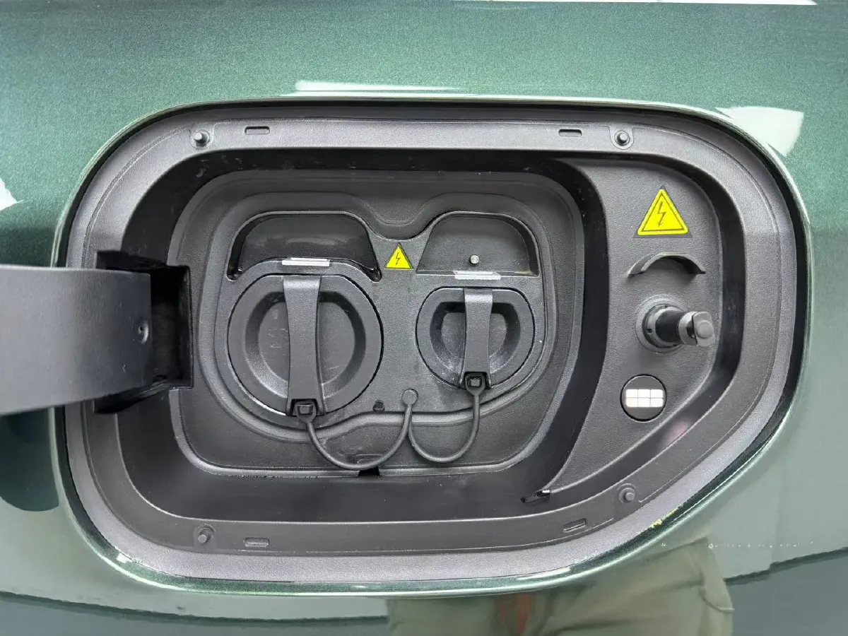 2025 Geely Galaxy Starshine 8 1.5T 163HP L4 3DHT PHEV 27.69KWH,autocango,china used car exporter,china ev exporter,chinese used car exporter,chinese used ev exporter