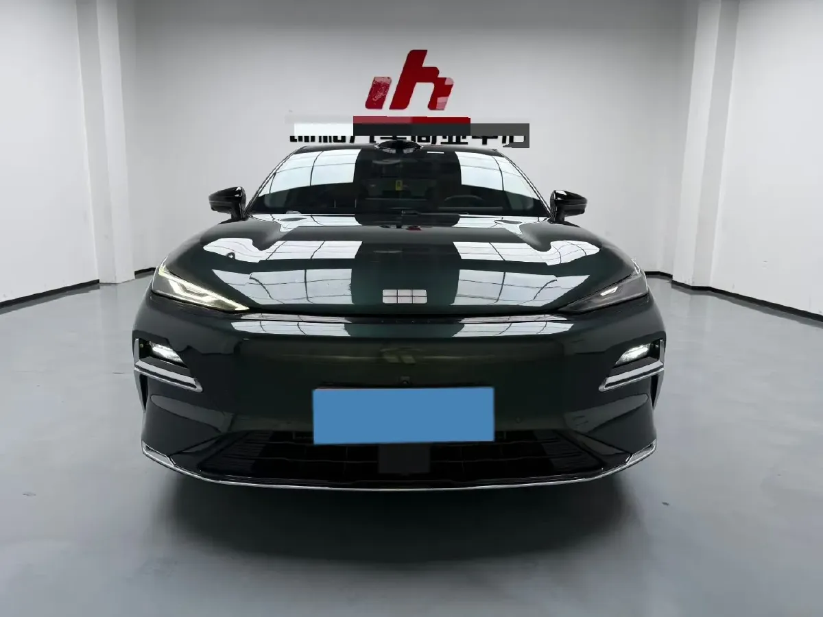 2025 Geely Galaxy Starshine 8 1.5T 163HP L4 3DHT PHEV 27.69KWH,autocango,china used car exporter,china ev exporter,chinese used car exporter,chinese used ev exporter