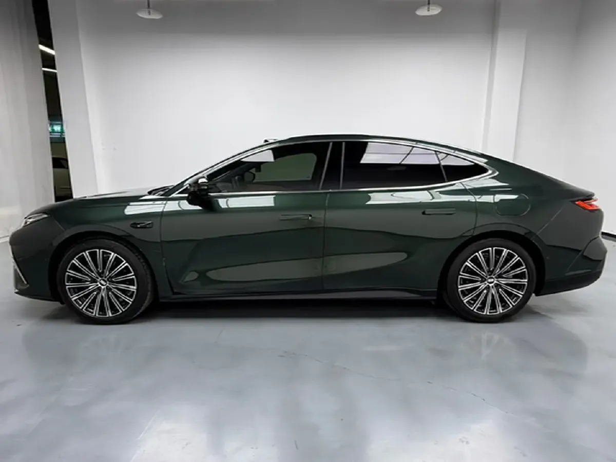 2025 Geely Galaxy Starshine 8 1.5T 163HP L4 3DHT PHEV 27.69KWH,autocango,china used car exporter,china ev exporter,chinese used car exporter,chinese used ev exporter