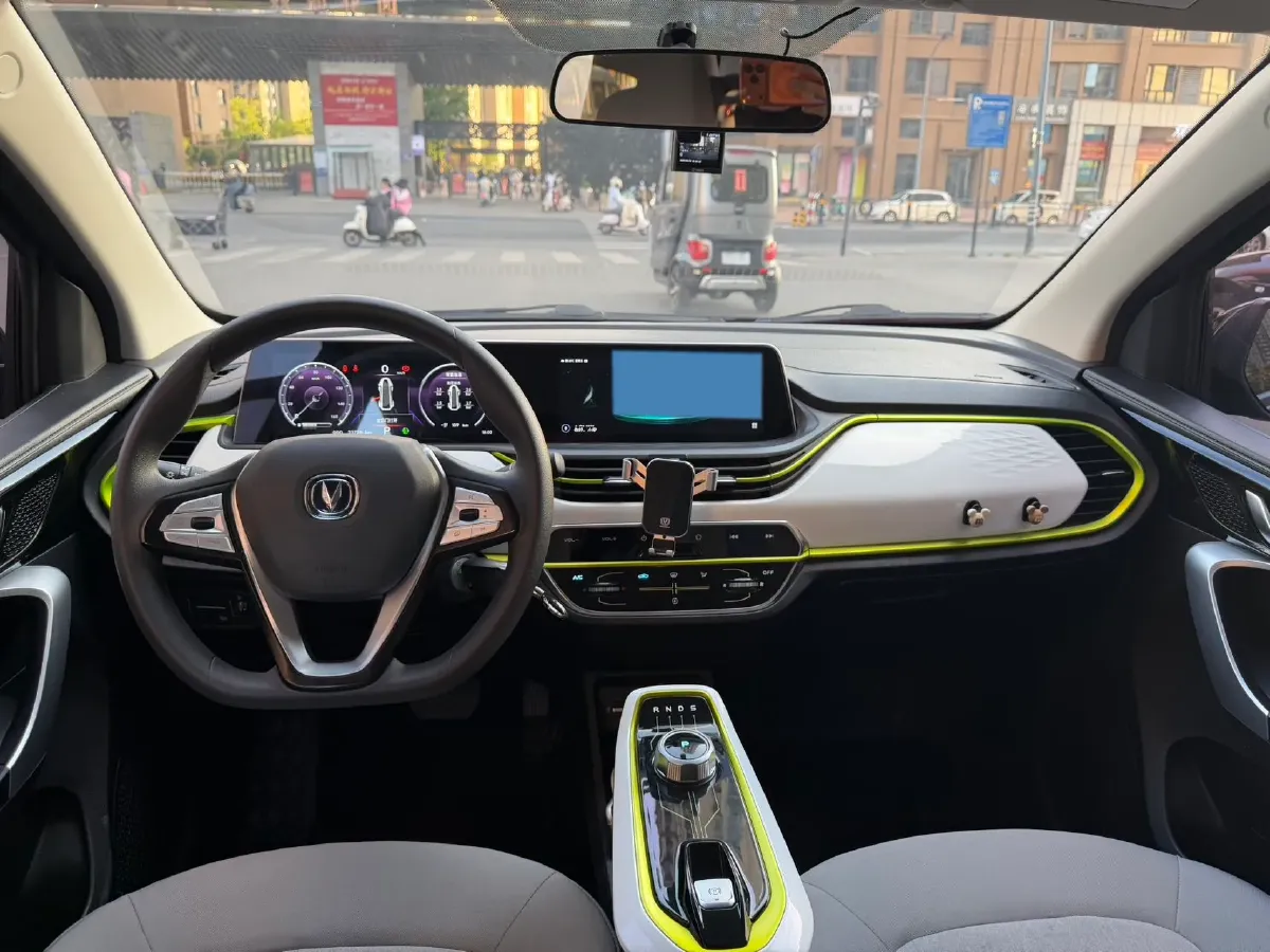 2020 ChangAn BenBen E-Star BEV 32.2KWH,autocango,china used car exporter,china ev exporter,chinese used car exporter,chinese used ev exporter