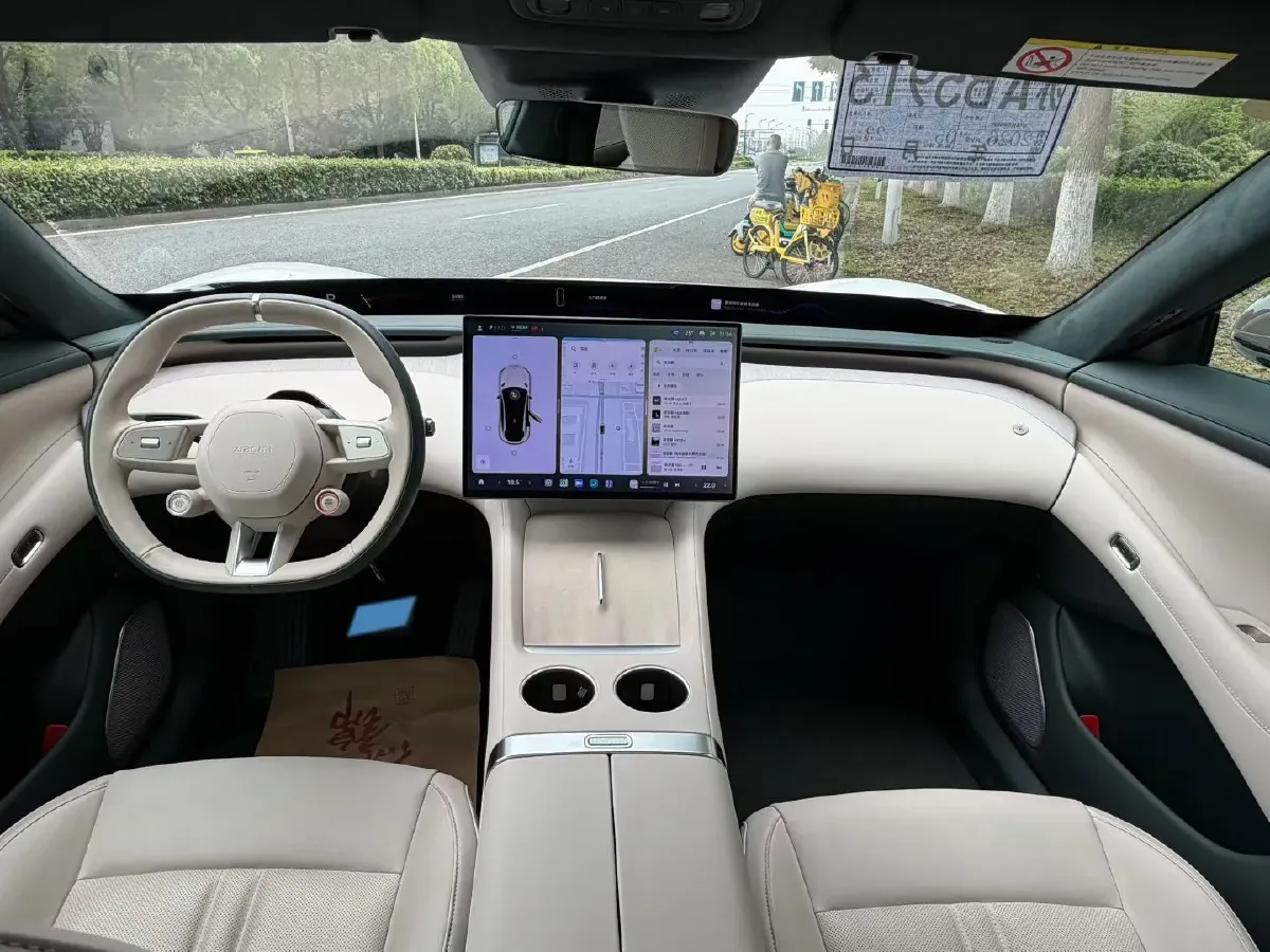 2025 MI YU7 BEV 101.7KWH,autocango,china used car exporter,china ev exporter,chinese used car exporter,chinese used ev exporter