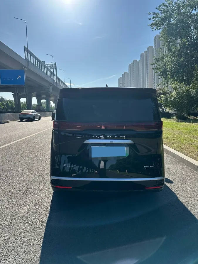 2022 Mercedes-Benz GLC Class 2.0T 197HP L4 9AT,autocango,china used car exporter,china ev exporter,chinese used car exporter,chinese used ev exporter