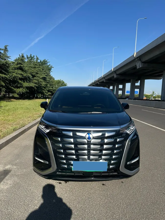 2022 Mercedes-Benz GLC Class 2.0T 197HP L4 9AT,autocango,china used car exporter,china ev exporter,chinese used car exporter,chinese used ev exporter