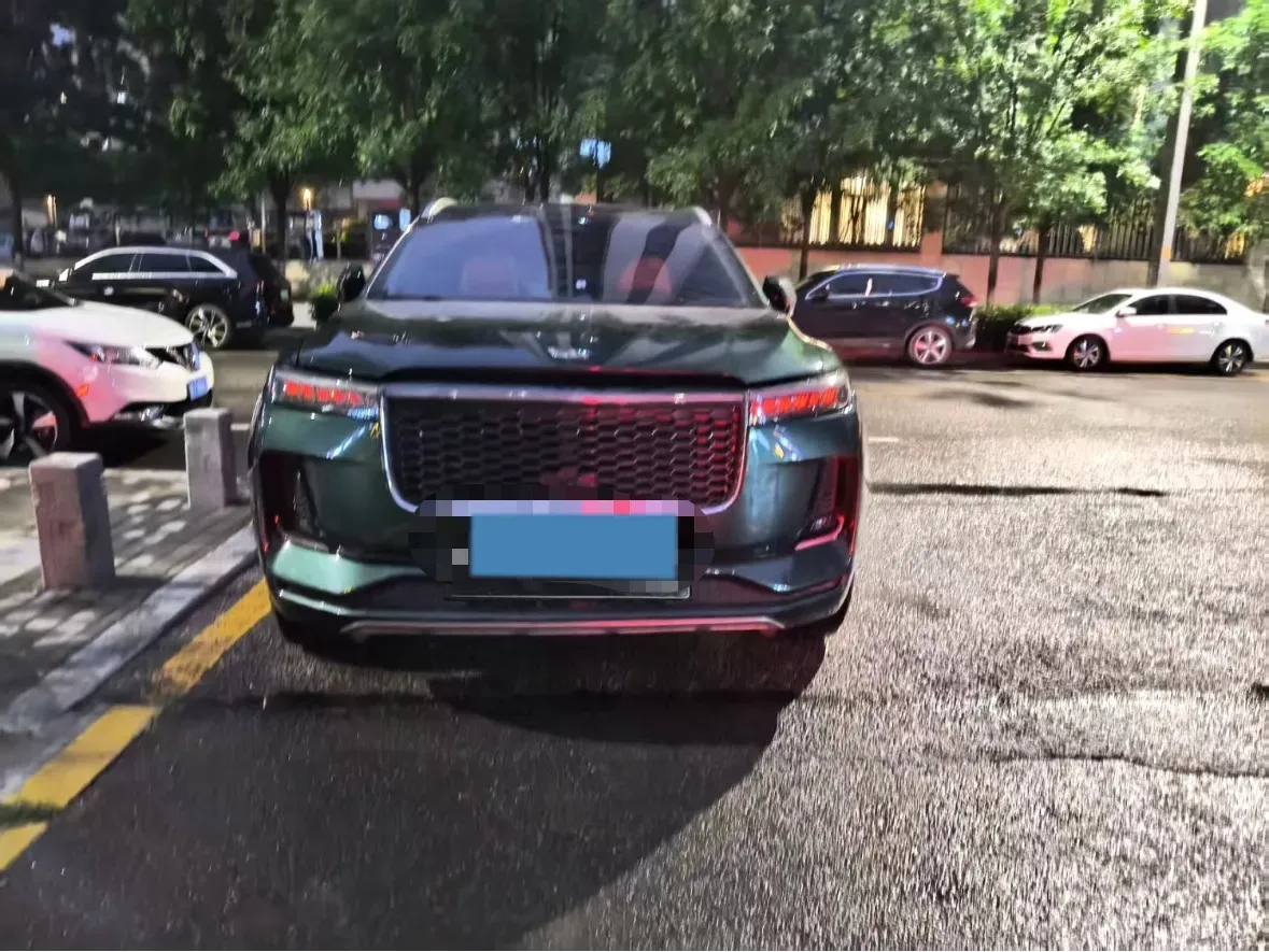 2021 Li ONE Range Extended 131HP REEV 40.5KWH,autocango,china used car exporter,china ev exporter,chinese used car exporter,chinese used ev exporter
