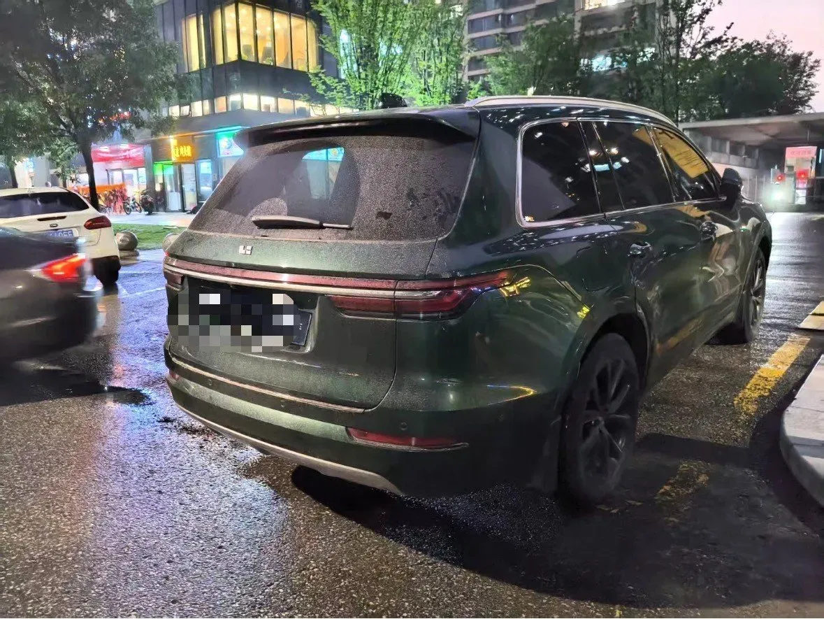 2021 Li ONE Range Extended 131HP REEV 40.5KWH,autocango,china used car exporter,china ev exporter,chinese used car exporter,chinese used ev exporter