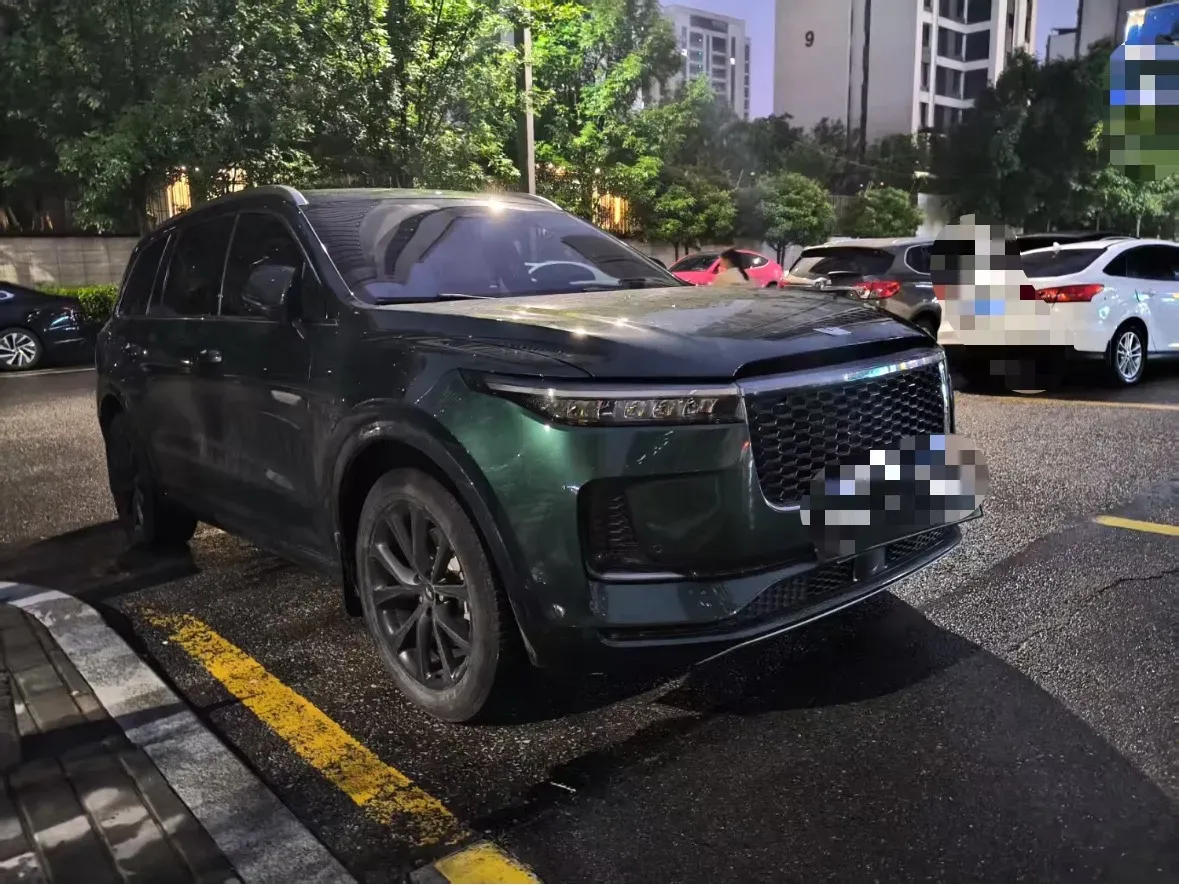 2021 Li ONE Range Extended 131HP REEV 40.5KWH,autocango,china used car exporter,china ev exporter,chinese used car exporter,chinese used ev exporter