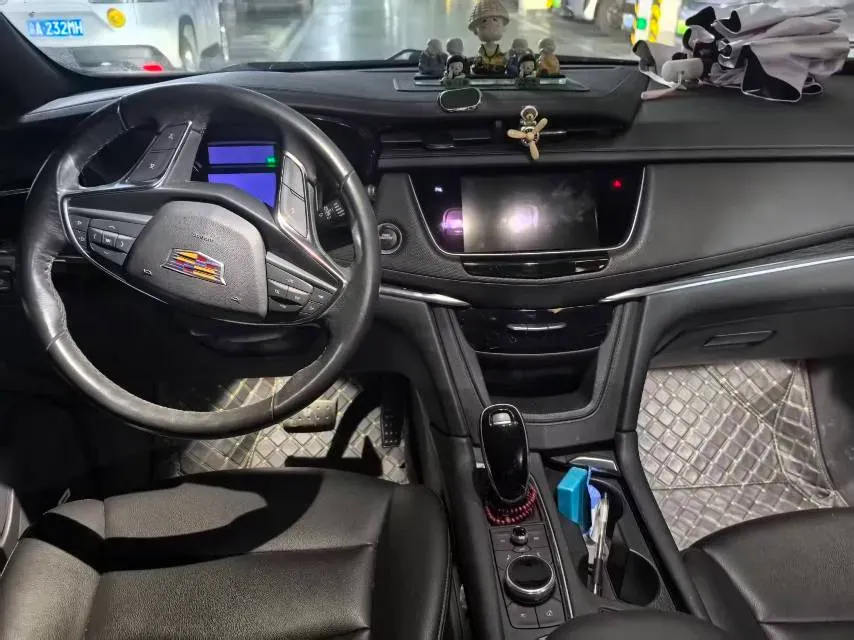 2021 Cadillac XT5 2.0T 237HP L4 9AT,autocango,china used car exporter,china ev exporter,chinese used car exporter,chinese used ev exporter
