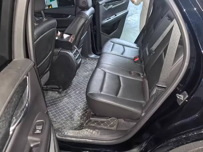 2021 Cadillac XT5 2.0T 237HP L4 9AT,autocango,china used car exporter,china ev exporter,chinese used car exporter,chinese used ev exporter