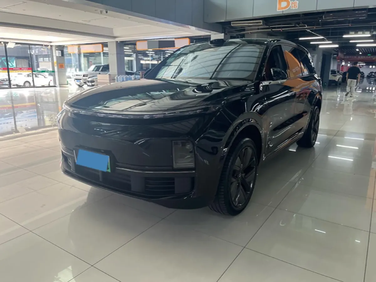 2024 Li L9 Range Extended 154HP REEV 52.3KWH,autocango,china used car exporter,china ev exporter,chinese used car exporter,chinese used ev exporter