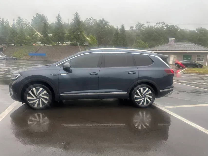 2021 Volkswagen Talagon 2.0T 220HP L4 7DCT,autocango,china used car exporter,china ev exporter,chinese used car exporter,chinese used ev exporter