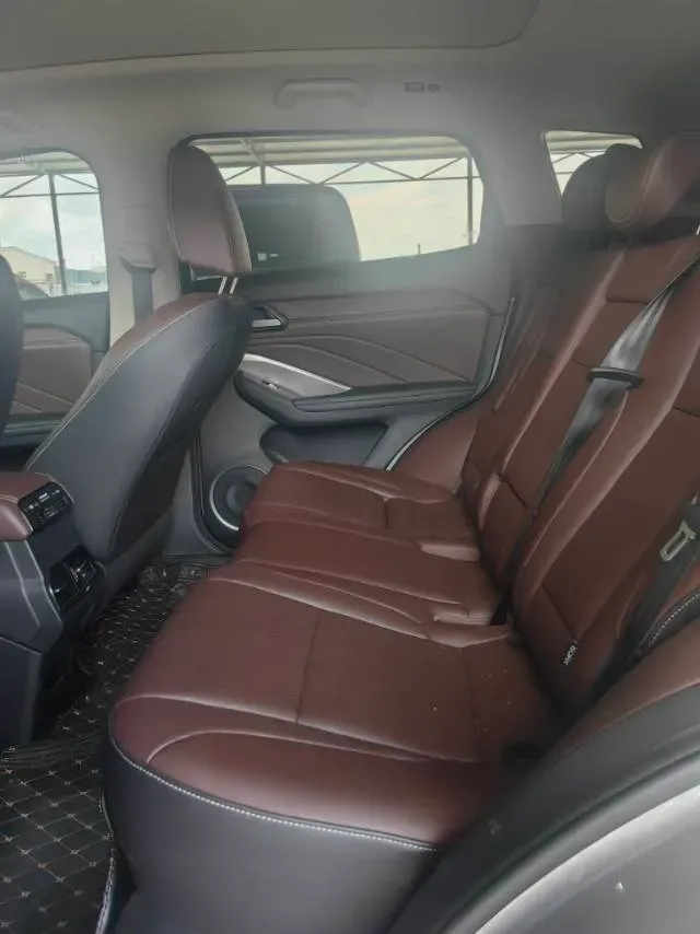 2021 WEY VV6 2.0T 227HP L4 7DCT,autocango,china used car exporter,china ev exporter,chinese used car exporter,chinese used ev exporter