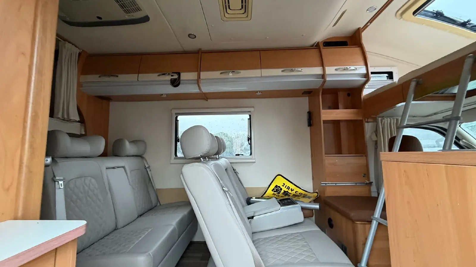 2018 MAXUS XinTu V80 2.5T 136HP L4 6MT,autocango,china used car exporter,china ev exporter,chinese used car exporter,chinese used ev exporter