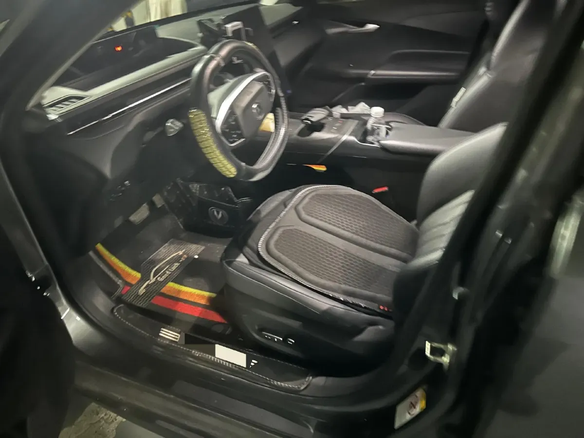 2023 ChangAn Oshan Z6 1.5T 188HP L4 7DCT,autocango,china used car exporter,china ev exporter,chinese used car exporter,chinese used ev exporter