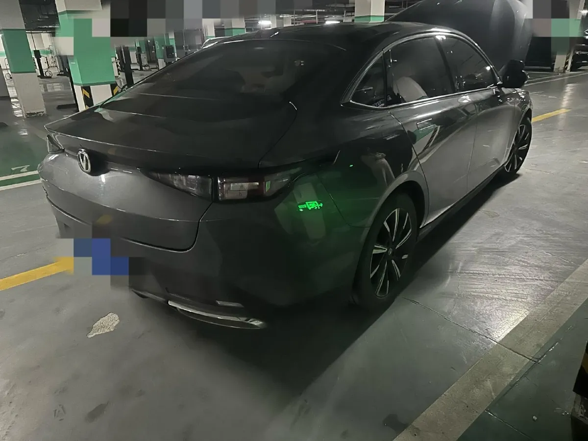 2023 ChangAn Oshan Z6 1.5T 188HP L4 7DCT,autocango,china used car exporter,china ev exporter,chinese used car exporter,chinese used ev exporter