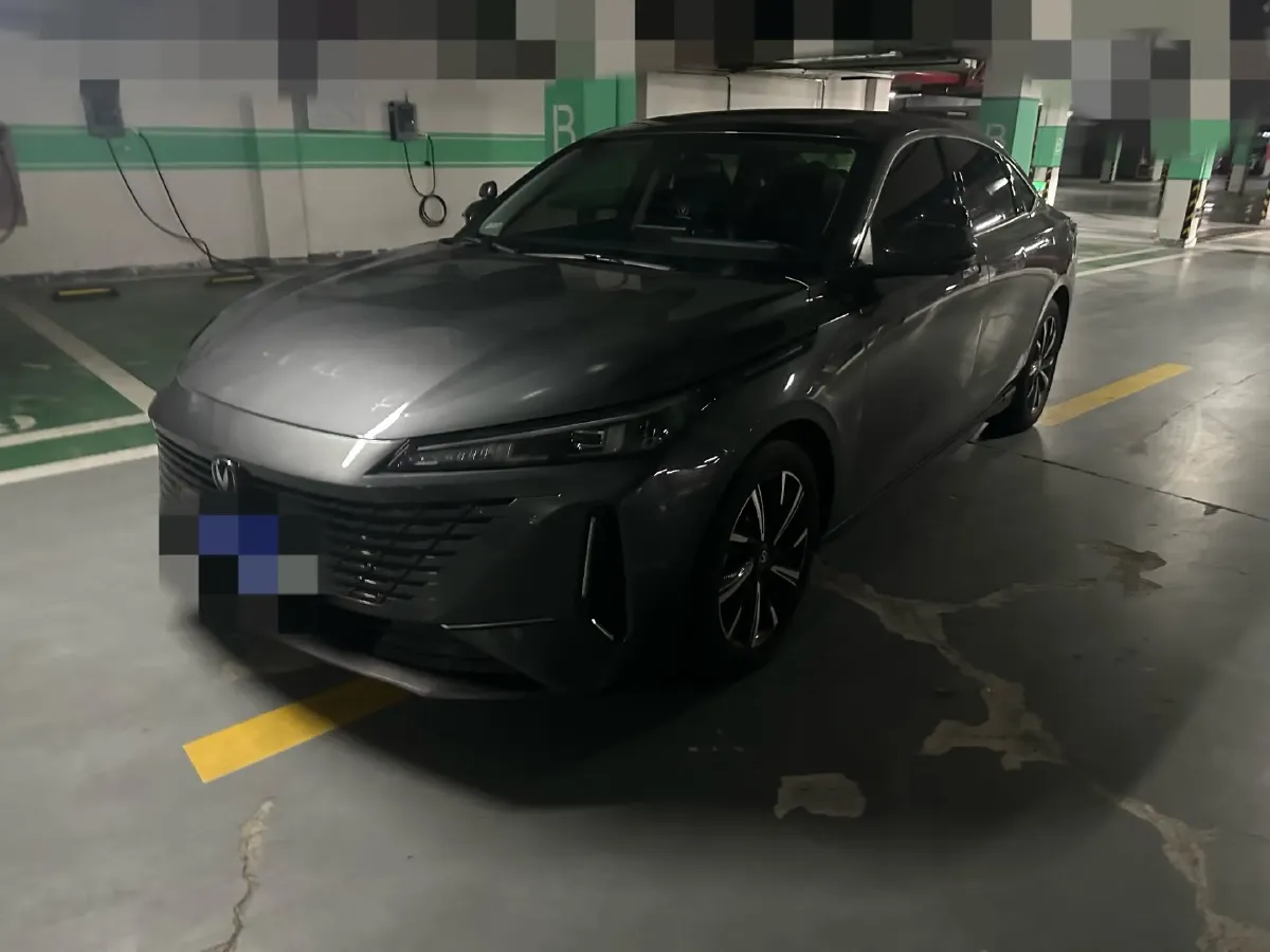 2023 ChangAn Oshan Z6 1.5T 188HP L4 7DCT,autocango,china used car exporter,china ev exporter,chinese used car exporter,chinese used ev exporter
