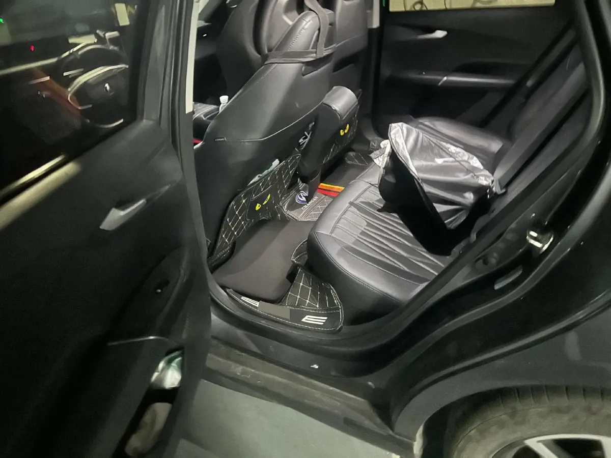 2023 ChangAn Oshan Z6 1.5T 188HP L4 7DCT,autocango,china used car exporter,china ev exporter,chinese used car exporter,chinese used ev exporter