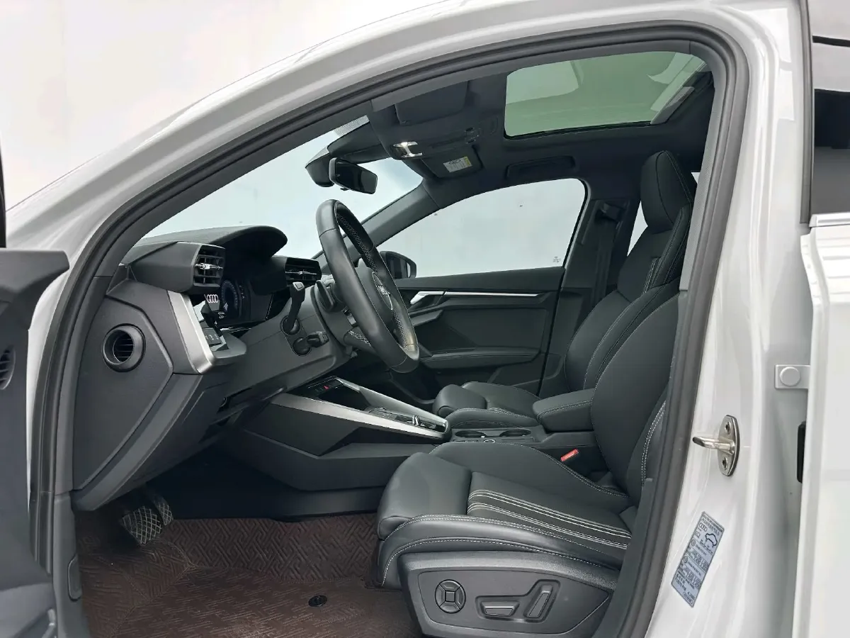 2022 Audi A3 1.4T 150HP L4 7DCT,autocango,china used car exporter,china ev exporter,chinese used car exporter,chinese used ev exporter