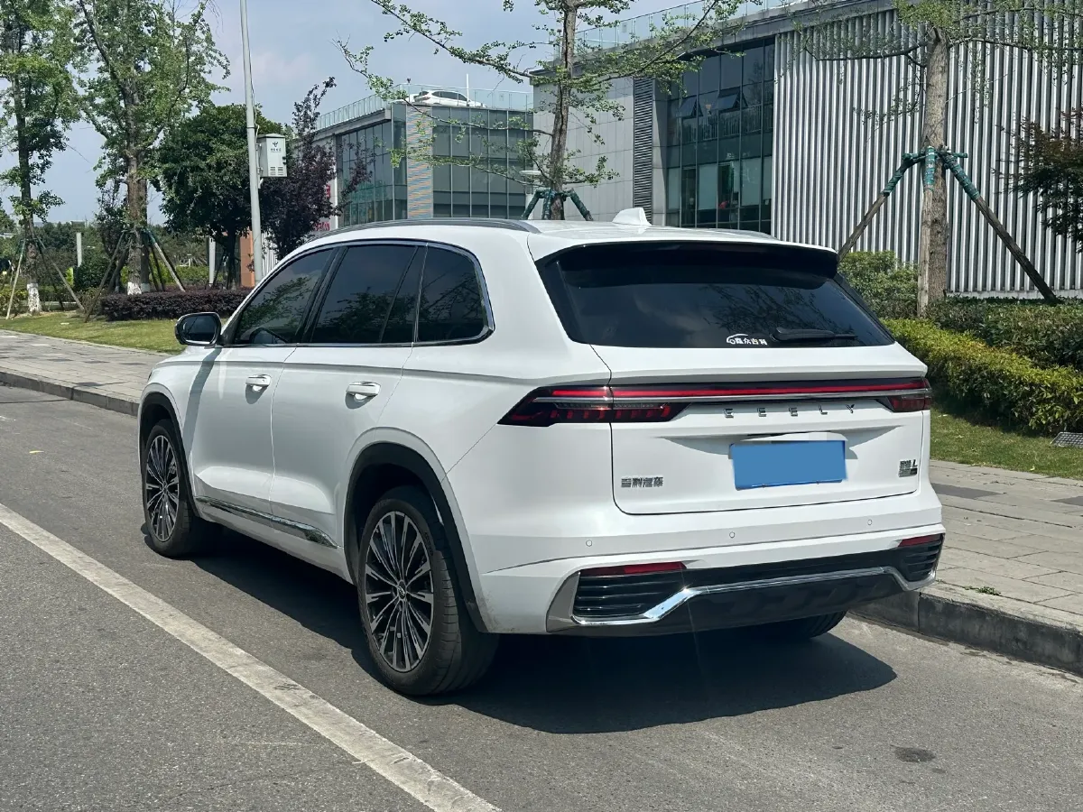 2025 Geely Monjaro 2.0T 238HP L4 8AT,autocango,china used car exporter,china ev exporter,chinese used car exporter,chinese used ev exporter